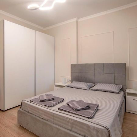 Tina'S 2 Bedroom Top Central Apartment София Екстериор снимка