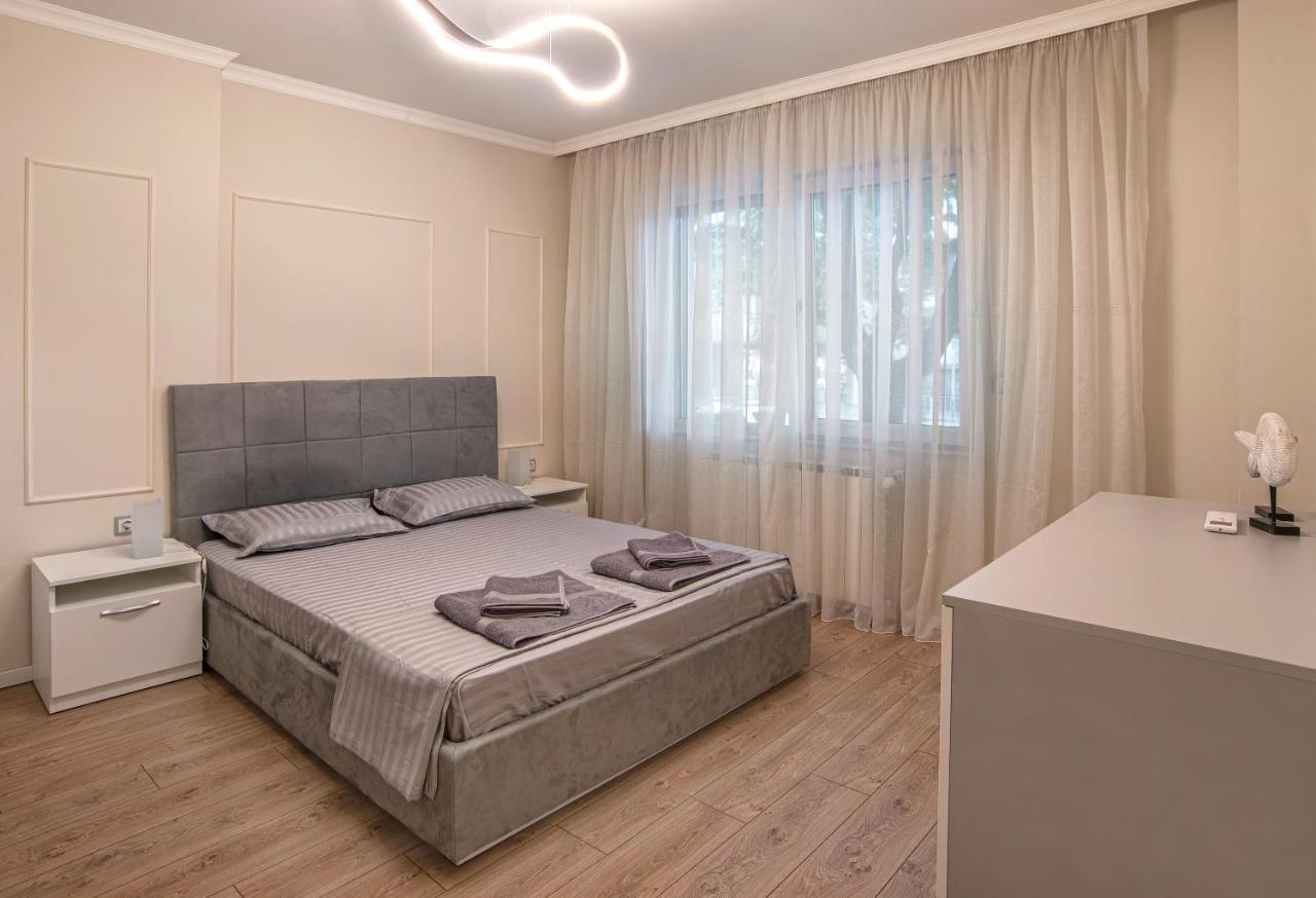 Tina'S 2 Bedroom Top Central Apartment София Екстериор снимка