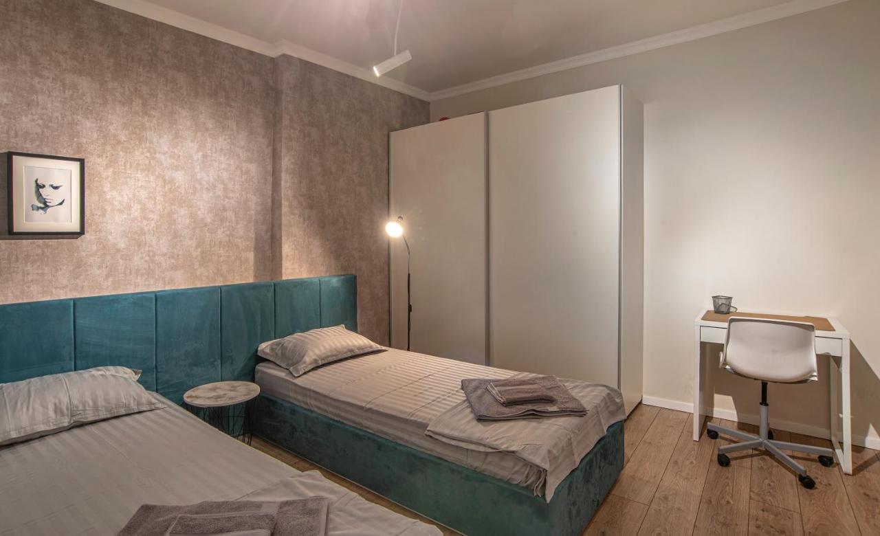 Tina'S 2 Bedroom Top Central Apartment София Екстериор снимка